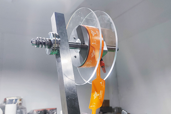 <h3><strong>Hohe Effizienz und flexible Betriebsmodi</strong></h3>